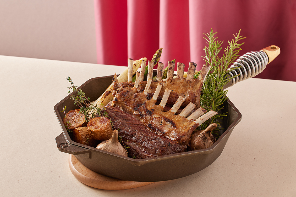 Stone oven-cooked spring lamb smoked with cherry wood