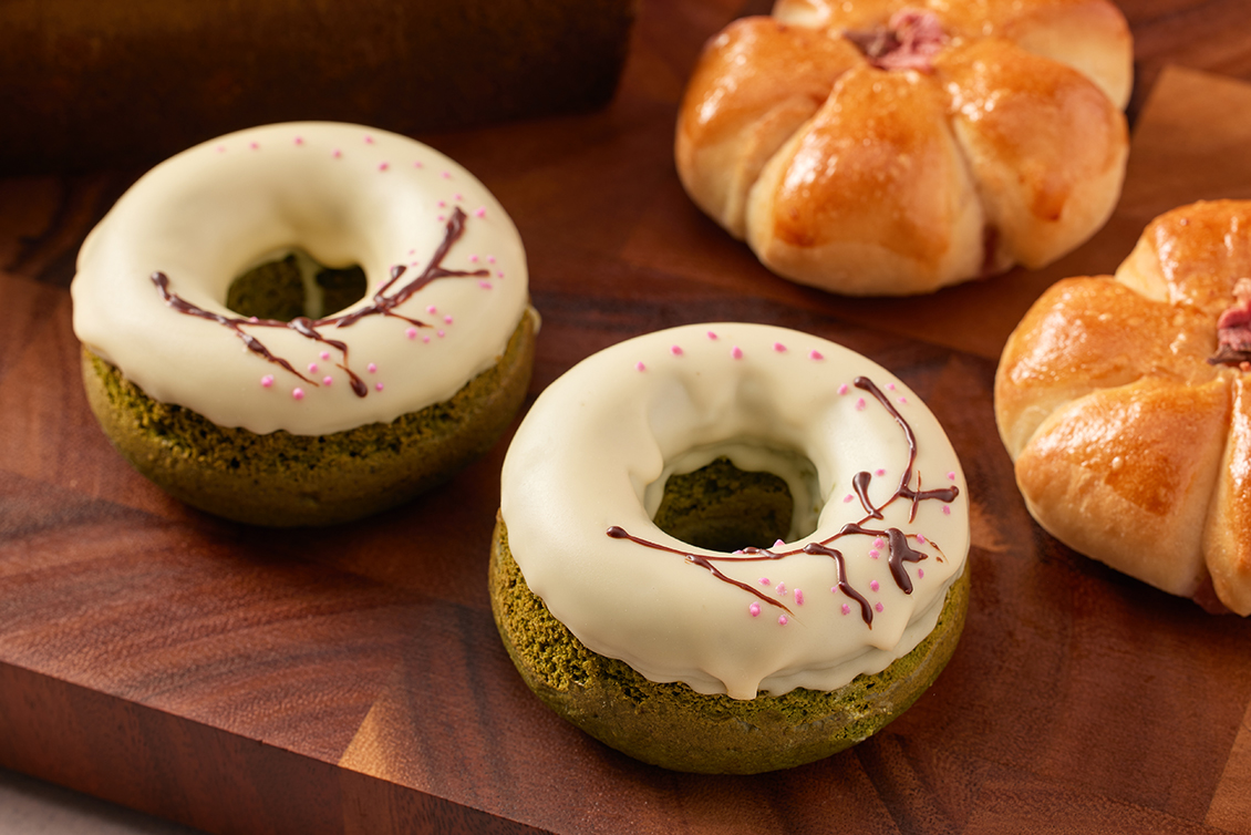 Matcha and white chocolate doughnut